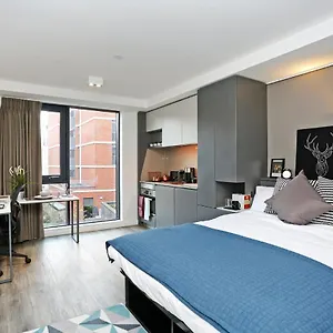 Aparthotel Joivy At Fountainbridge - Adults Only - Breakfast Buffet, Edinburgh